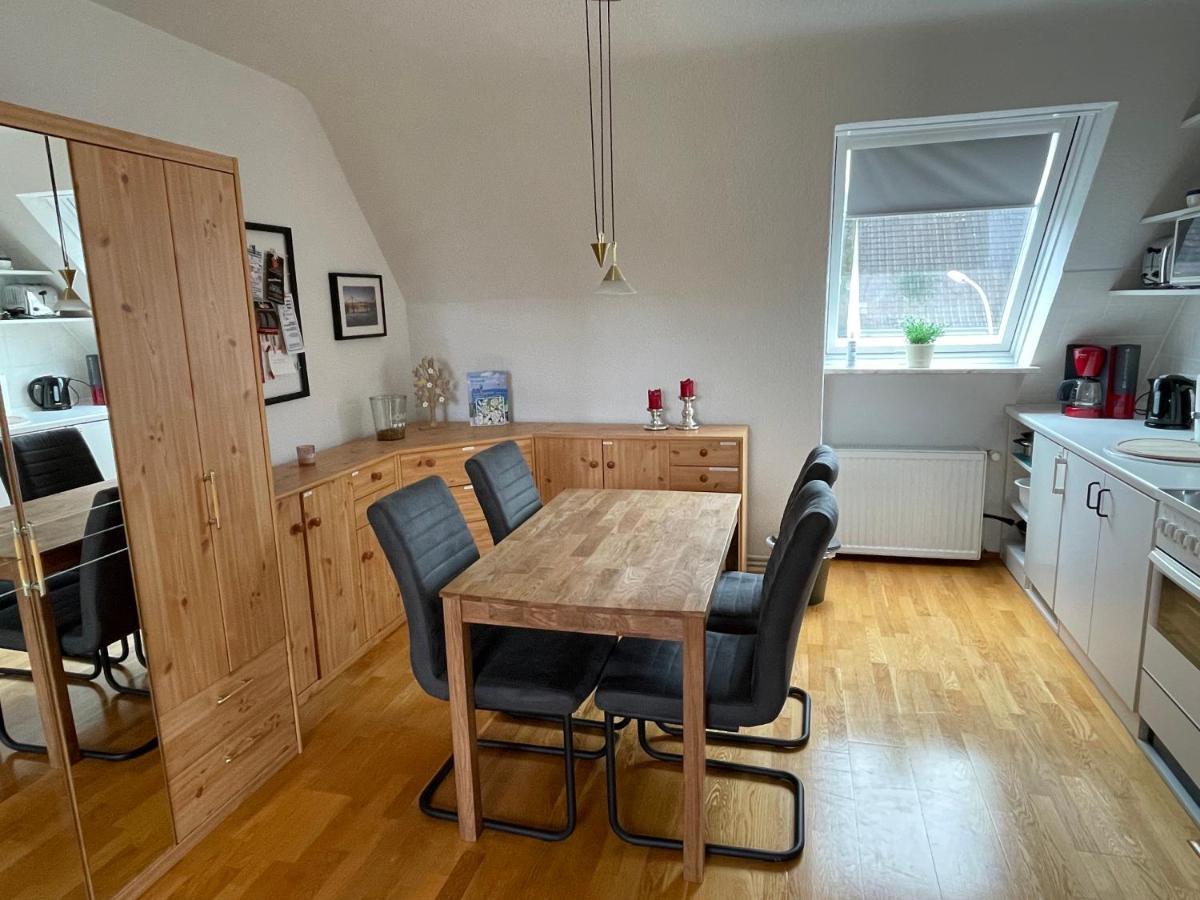 Ferienwohnung Albrecht ヴィルヘルムスハーフェン エクステリア 写真